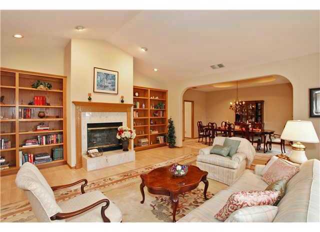 16055 Martincoit Road Poway, CA 92064 - Photo 2 of 6