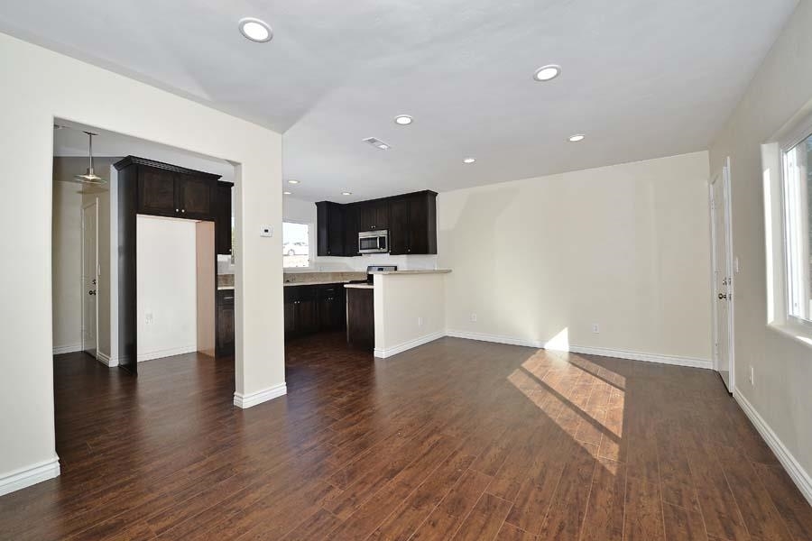 166 Bethune Way Chula Vista, CA 91911 - Photo 5 of 20