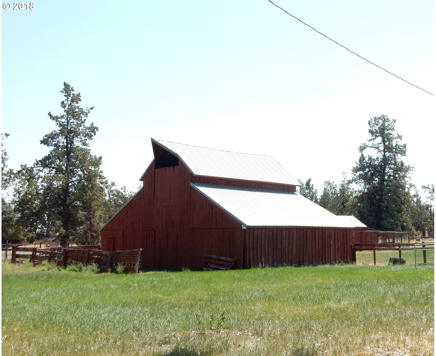 22989 Alfalfa Market Road Bend, OR 97701 - Photo 2 of 20