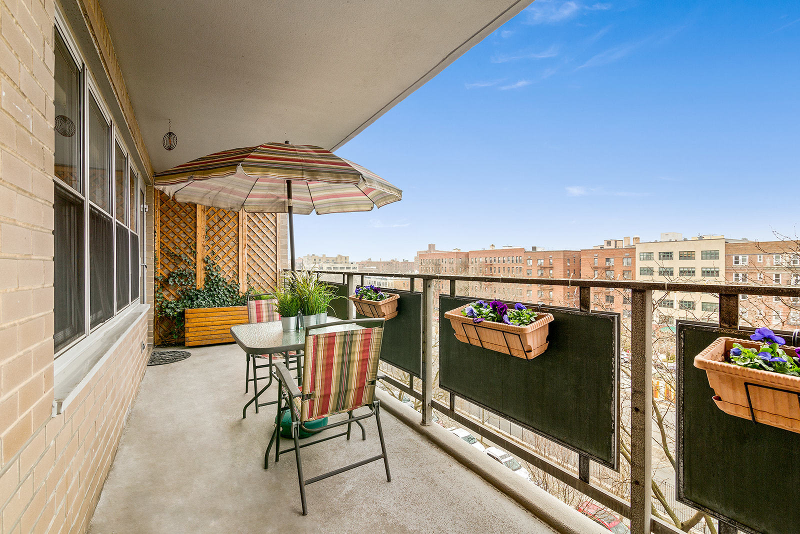 135 Ocean Parkway, Unit 7M Brooklyn, NY 11218 - Photo 2 of 9