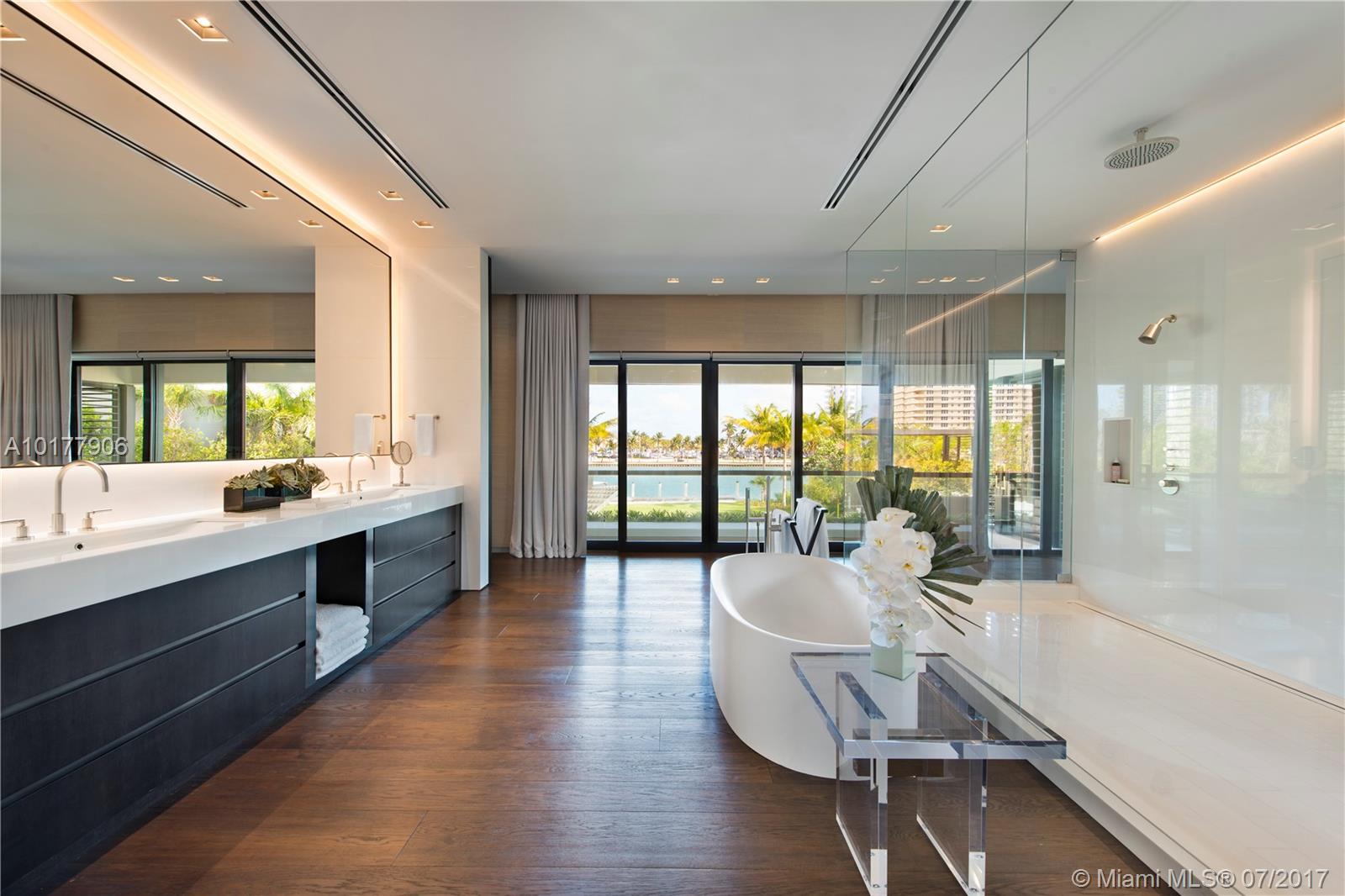 4609 Pine Tree Drive Miami Beach, FL 33140 - Photo 11 of 16