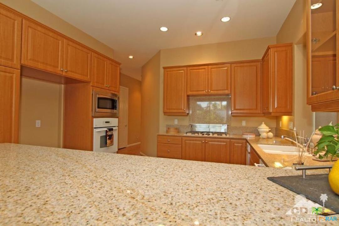 38 Provence Way Rancho Mirage, CA 92270 - Photo 4 of 21