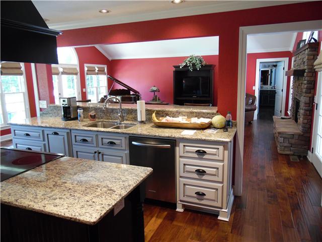 130 Fairway Circle Loretto, TN 38469 - Photo 16 of 25