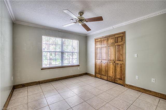 4270 Williamson Road Fort Myers, FL 33905 - Photo 9 of 25 Gallery Image 9