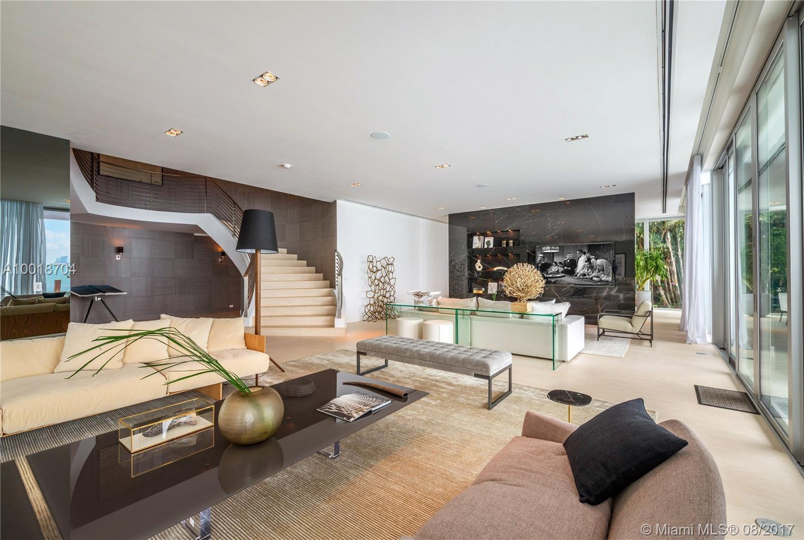 5446 North Bay Road Miami Beach, FL 33140 - Photo 10 of 35