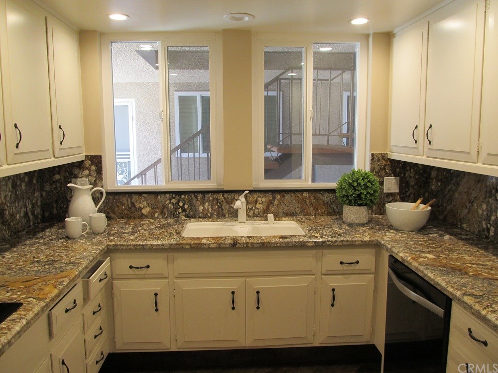 13338 Del Monte Drive, Unit 3A Seal Beach, CA 90740 - Photo 16 of 27