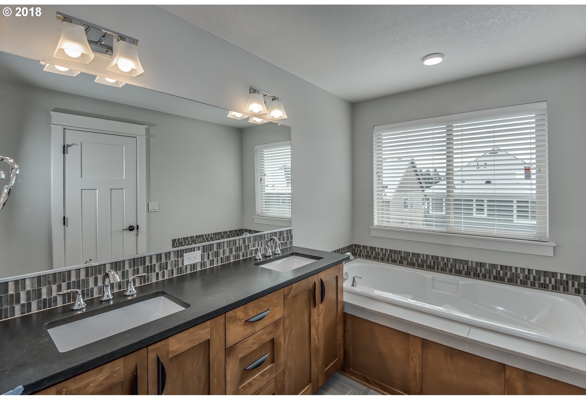 15828 Northwest Brugger Road Portland, OR 97229 - Photo 3 of 21 Gallery Image 3