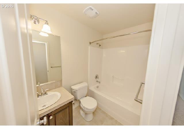 4884 Northwest 162nd Terrace Portland, OR 97229 - Photo 8 of 16