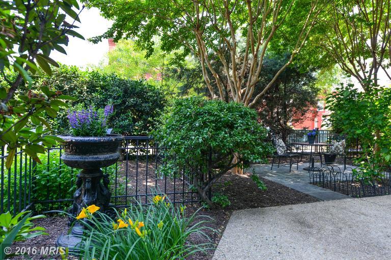 1302 R Street Northwest, Unit 1 Washington, DC 20009 - Photo 24 of 30