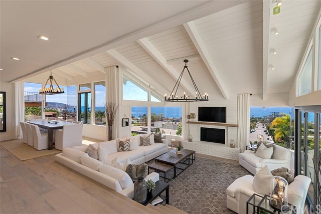 345 Heather Place Laguna Beach, CA 92651 - Photo 1 of 25