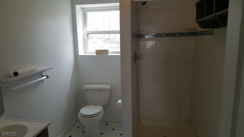 3 Tracy Lane Hackettstown, NJ 07840 - Photo 10 of 12