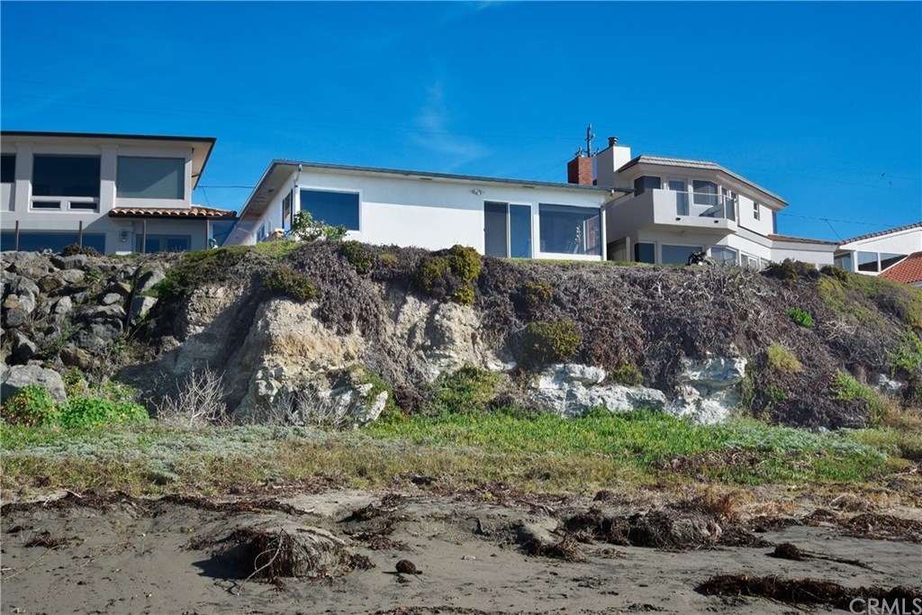 998 Pacific Avenue Cayucos, CA 93430 - Photo 2 of 23