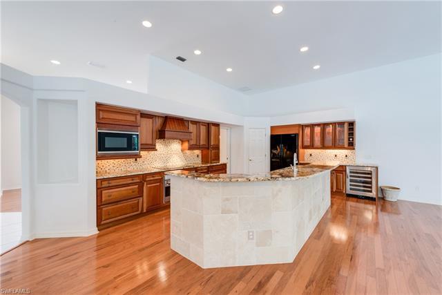 2284 Hawks Ridge Loop Naples, FL 34105 - Photo 14 of 25 Gallery Image 14
