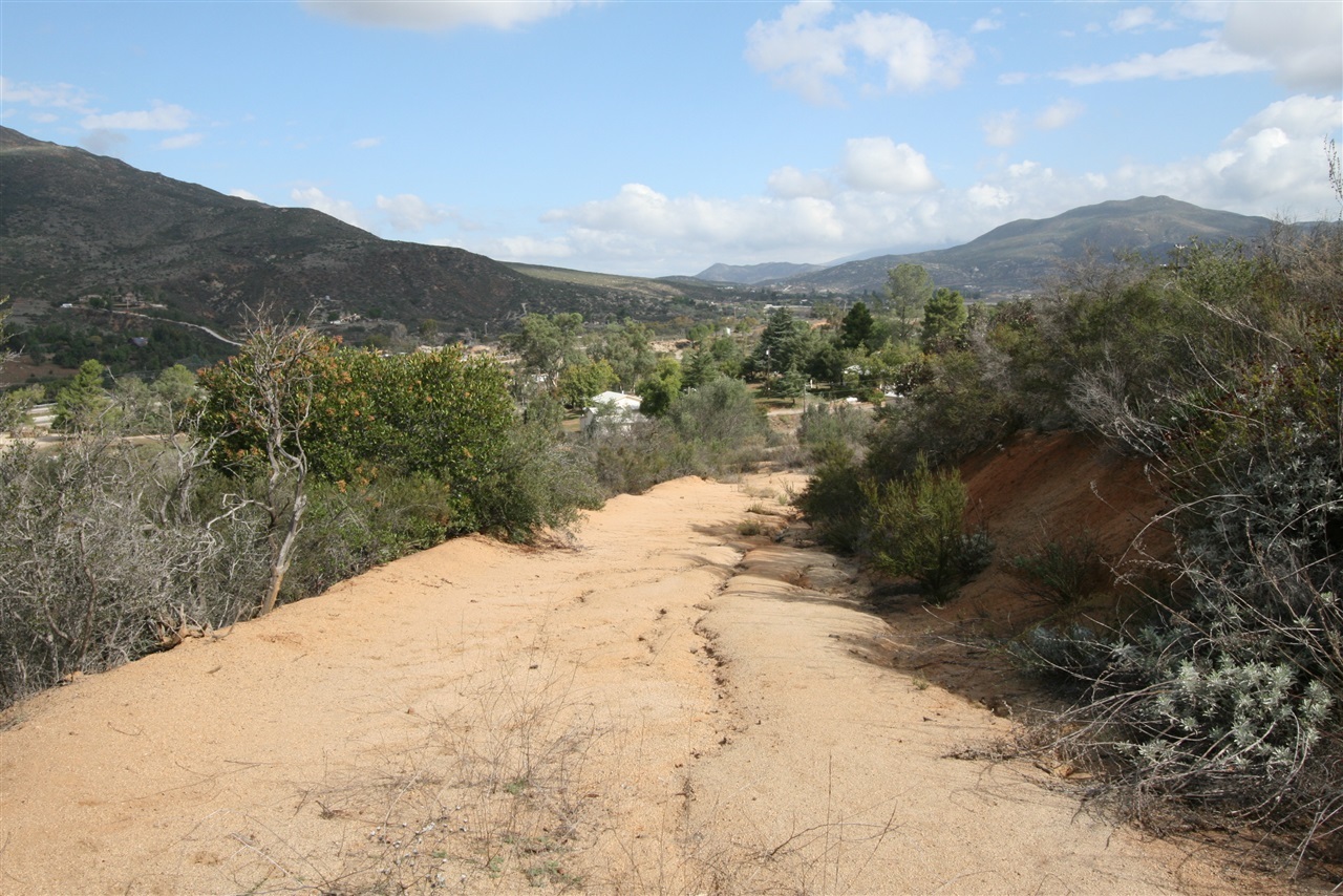 1453 Star Valley Road Alpine, CA 91901 - Photo 6 of 25 Gallery Image 6
