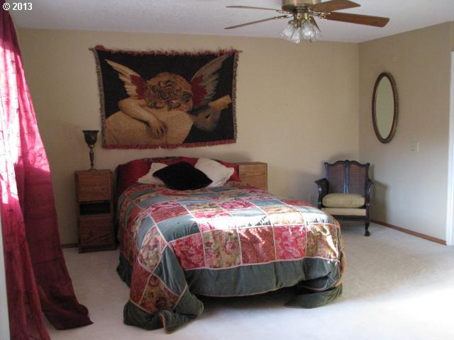 23851 Schultz Road Northeast Aurora, OR 97002 - Photo 13 of 16