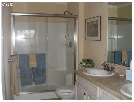 155 Southwest 14th Street Gresham, OR 97080 - Photo 12 of 16 Gallery Image 12