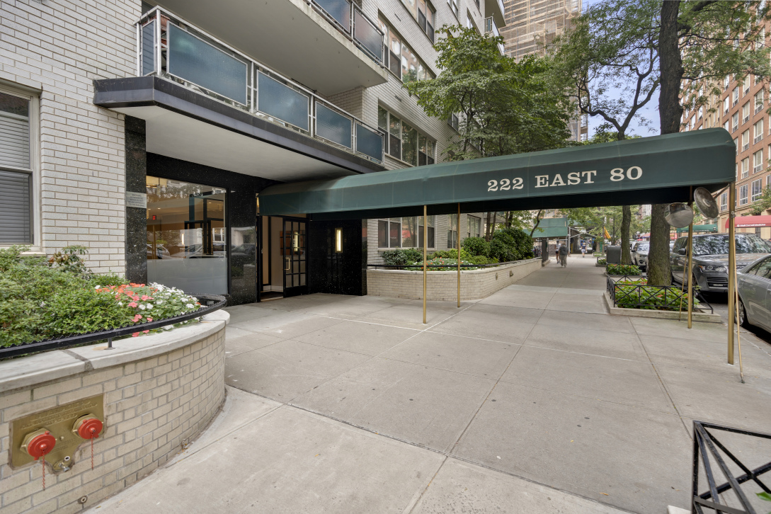 222 E 80th St, Manhattan, NY 10075 - Photo 3 of 8