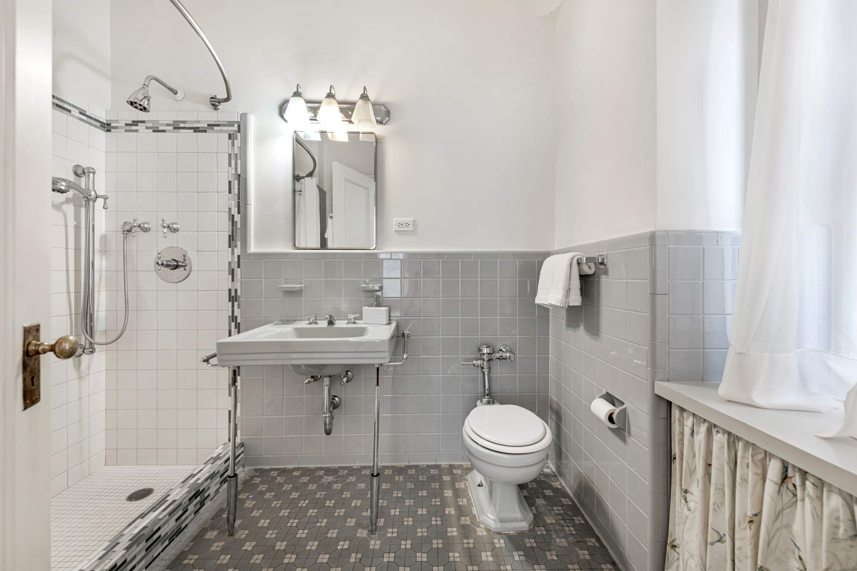 941 Park Avenue, Unit 2/3C Manhattan, NY 10028 - Photo 10 of 13