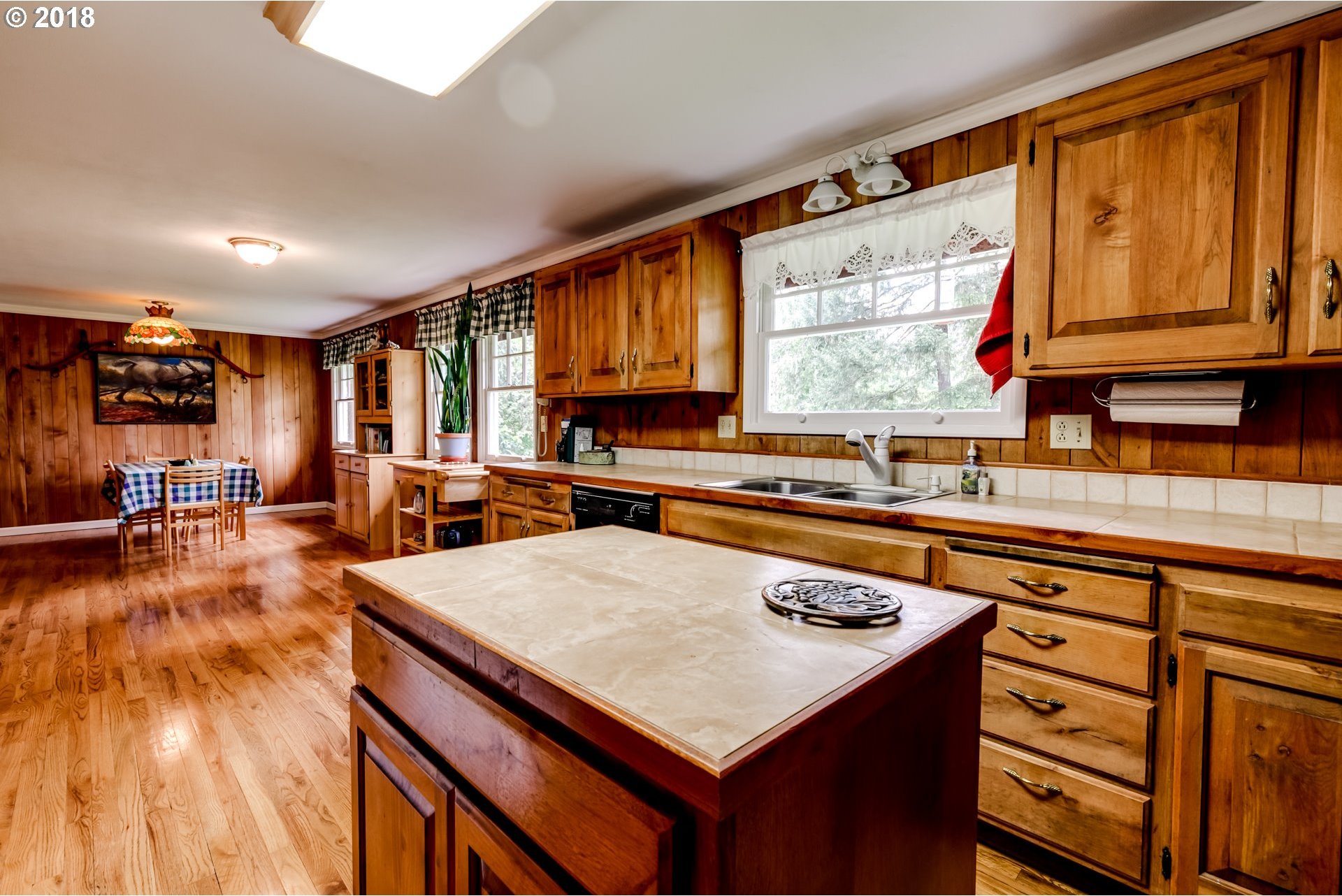 36814 Parsons Creek Road Springfield, OR 97478 - Photo 13 of 32 Gallery Image 13