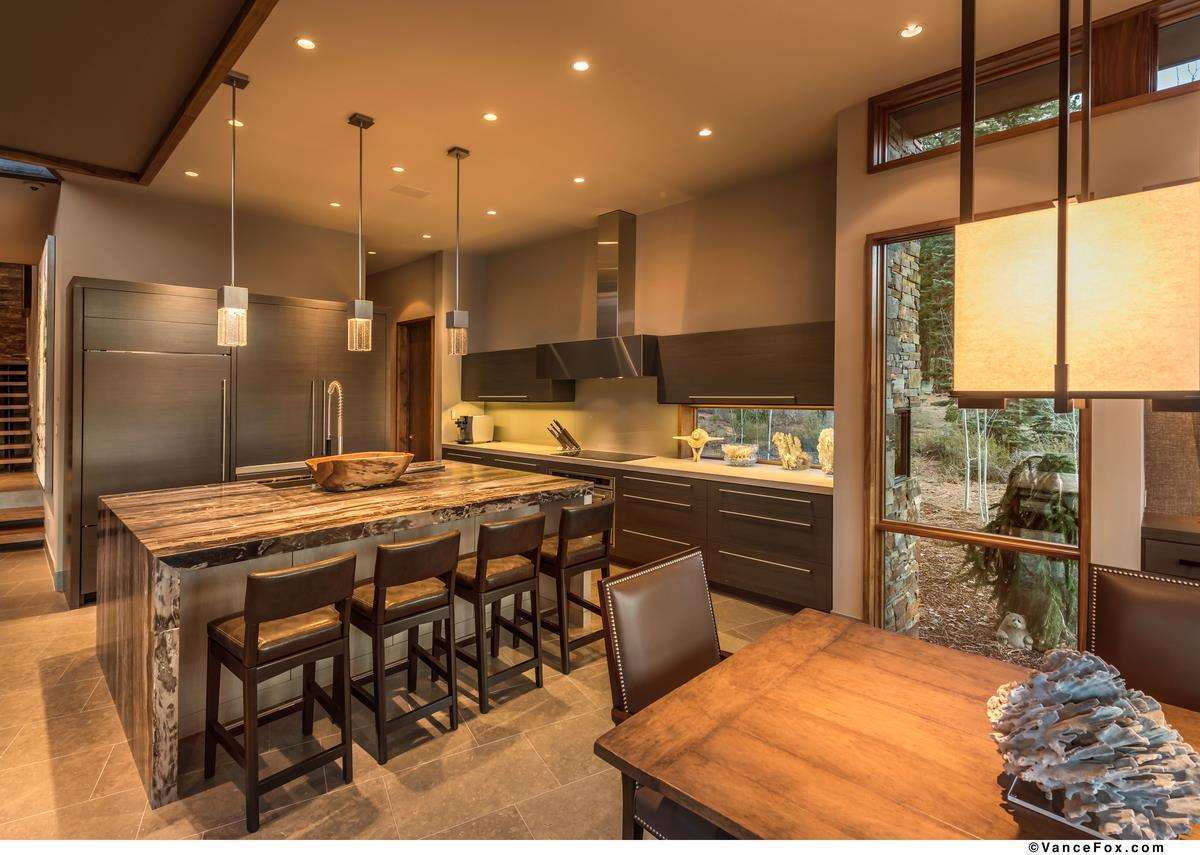 10507 Kaweah Circle Truckee, CA 96161 - Photo 5 of 11