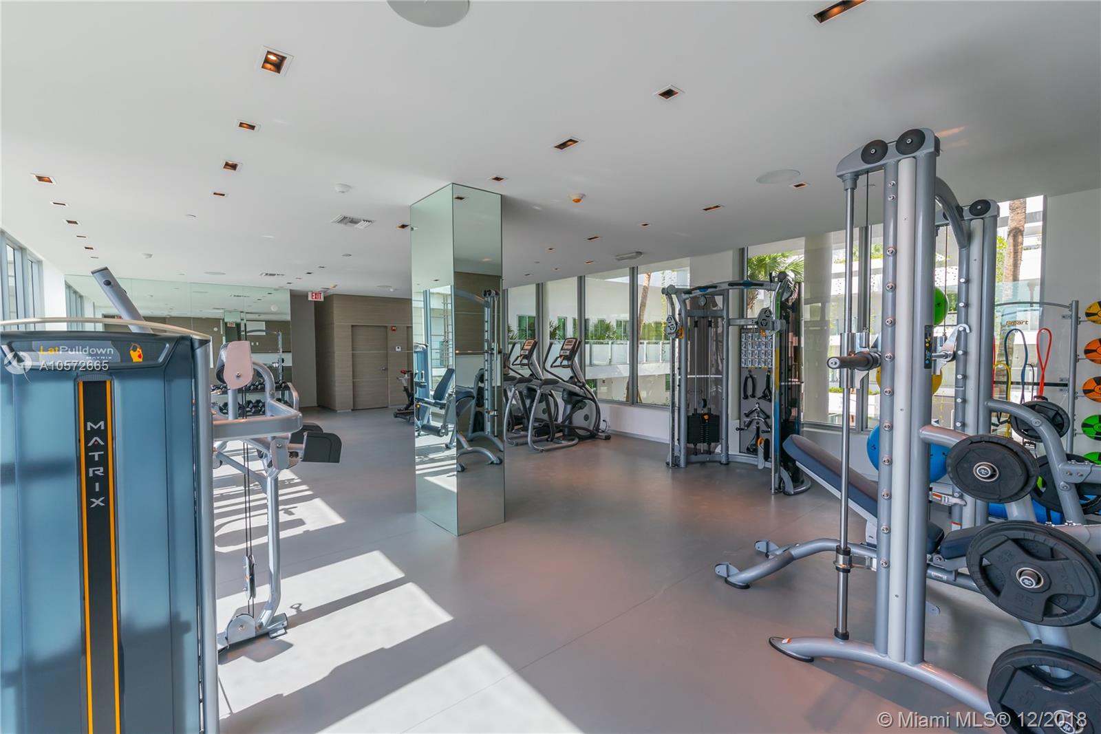 1201 20th Street, Unit PH01 Miami Beach, FL 33139 - Photo 25 of 33