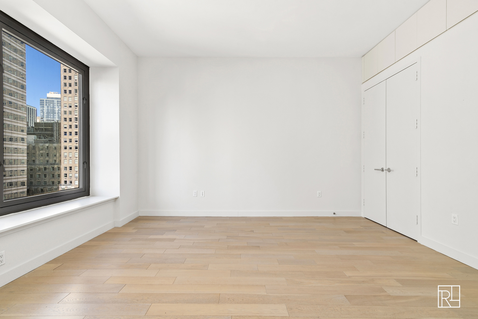 75 Wall Street, Unit 32J Manhattan, NY 10005 - Photo 9 of 35