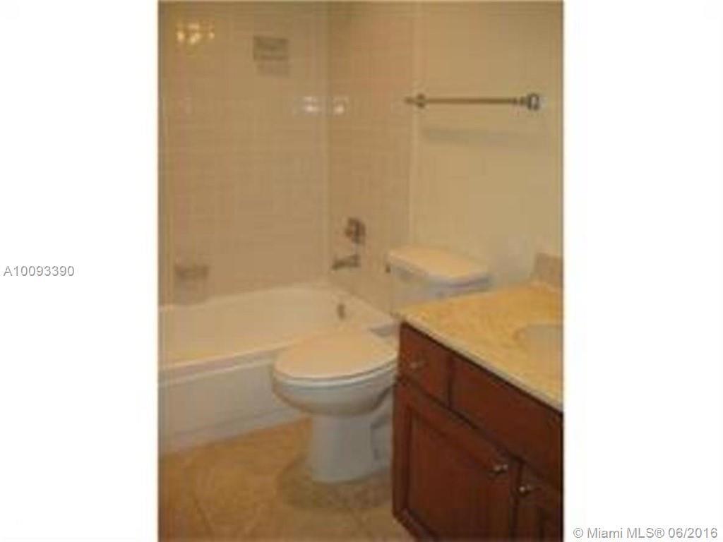 875 Riverside Drive, Unit 711 Coral Springs, FL 33071 - Photo 11 of 20