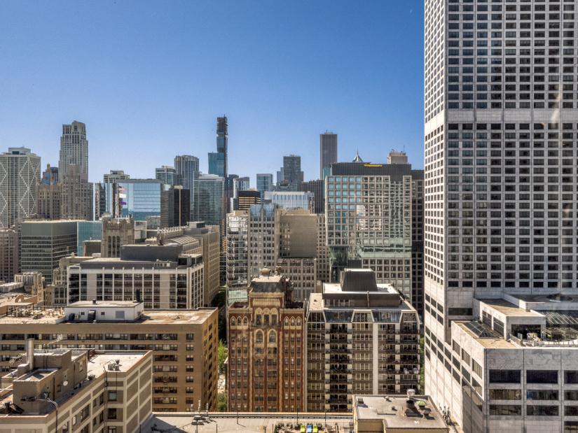 200 E Delaware Pl, Chicago, IL 60611 - Photo 13 of 14