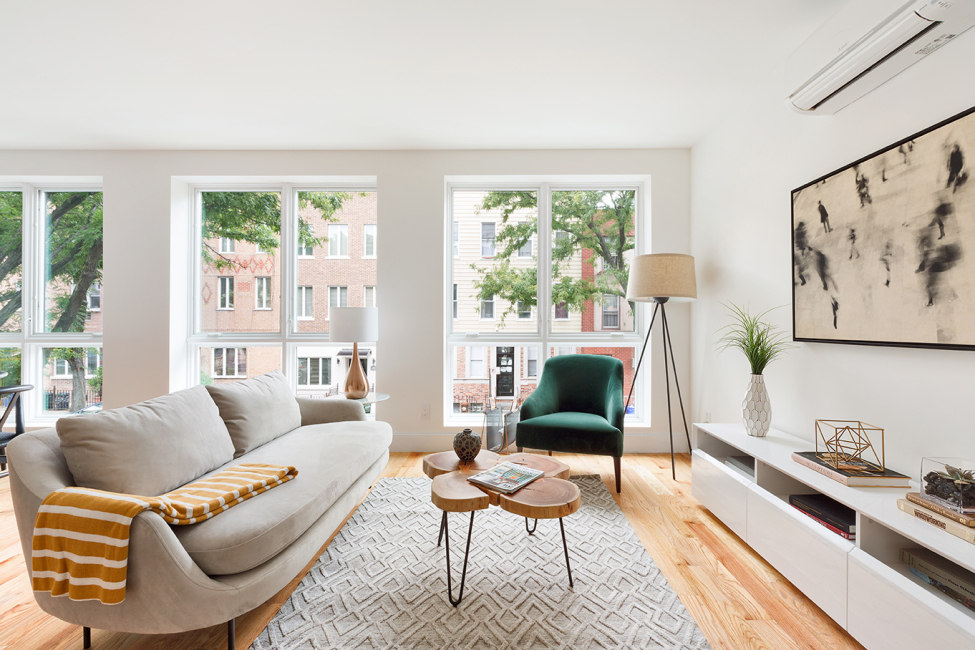 290 Powers Street, Unit 3 Brooklyn, NY 11211 - Photo 2 of 8