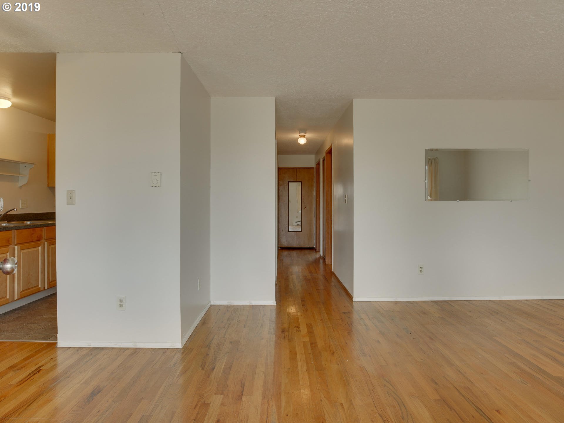 1614 Umpqua Road Woodburn, OR 97071 - Photo 8 of 32 Gallery Image 8