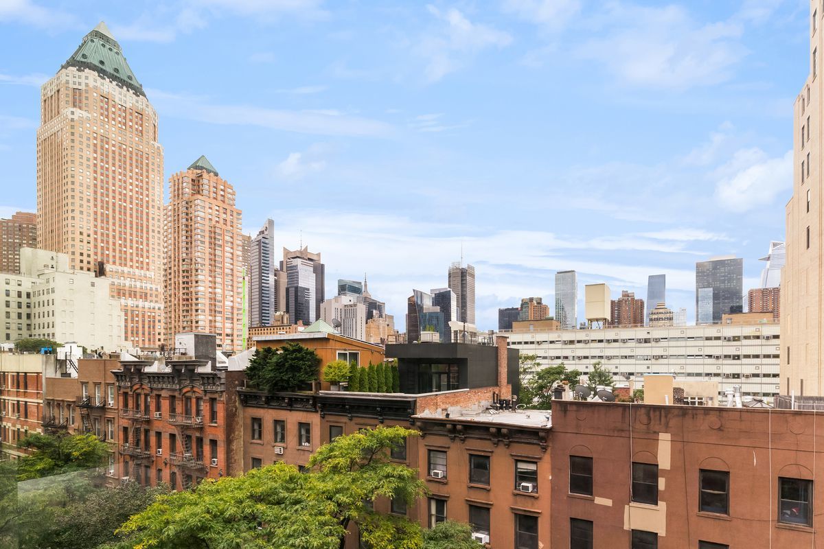 416 West 52nd Street, Unit 614 Manhattan, NY 10019 - Photo 7 of 8