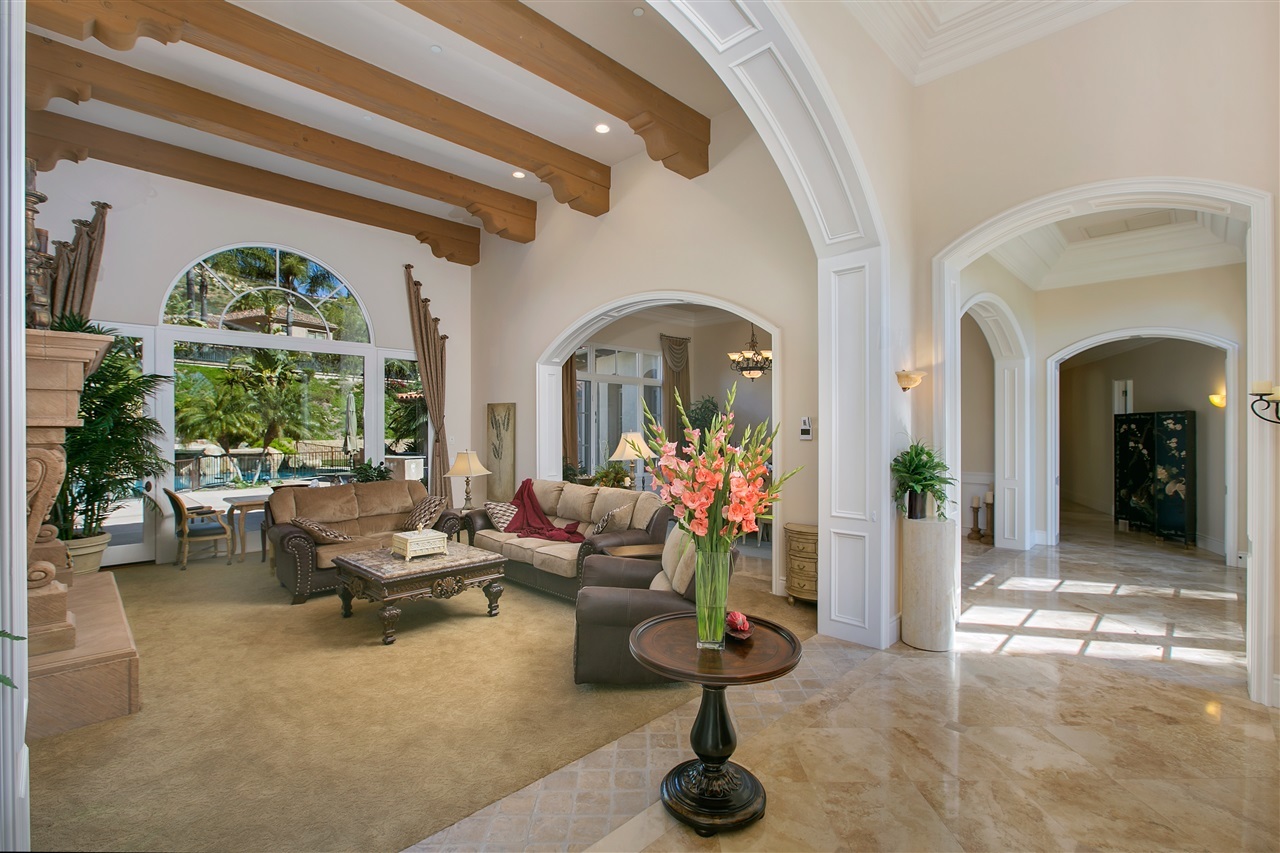 14350 Ciera Court Poway, CA 92064 - Photo 4 of 22
