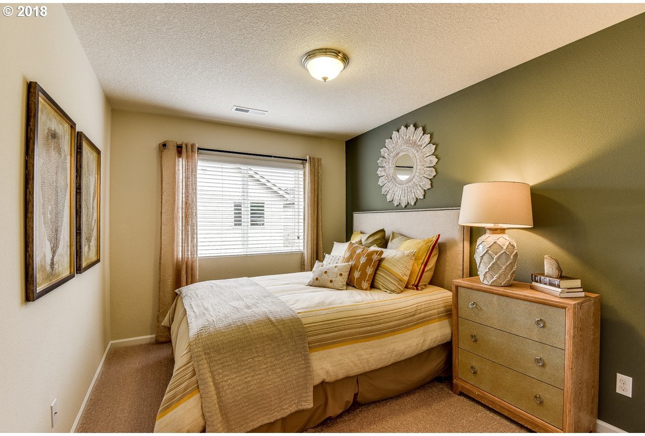 2344 Southeast 16th Alley Gresham, OR 97080 - Photo 10 of 16
