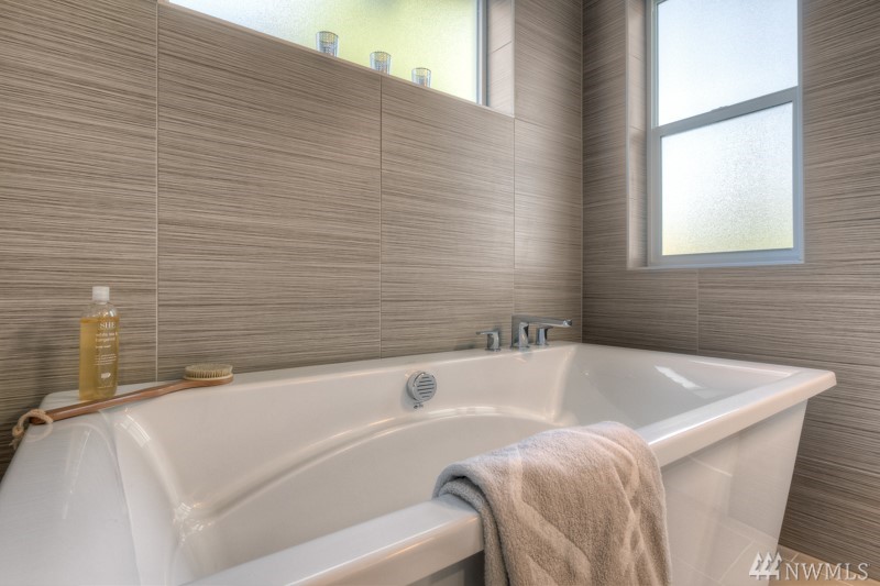 919 221st Place Southeast, Unit 3N Bothell, WA 98021 - Photo 16 of 25