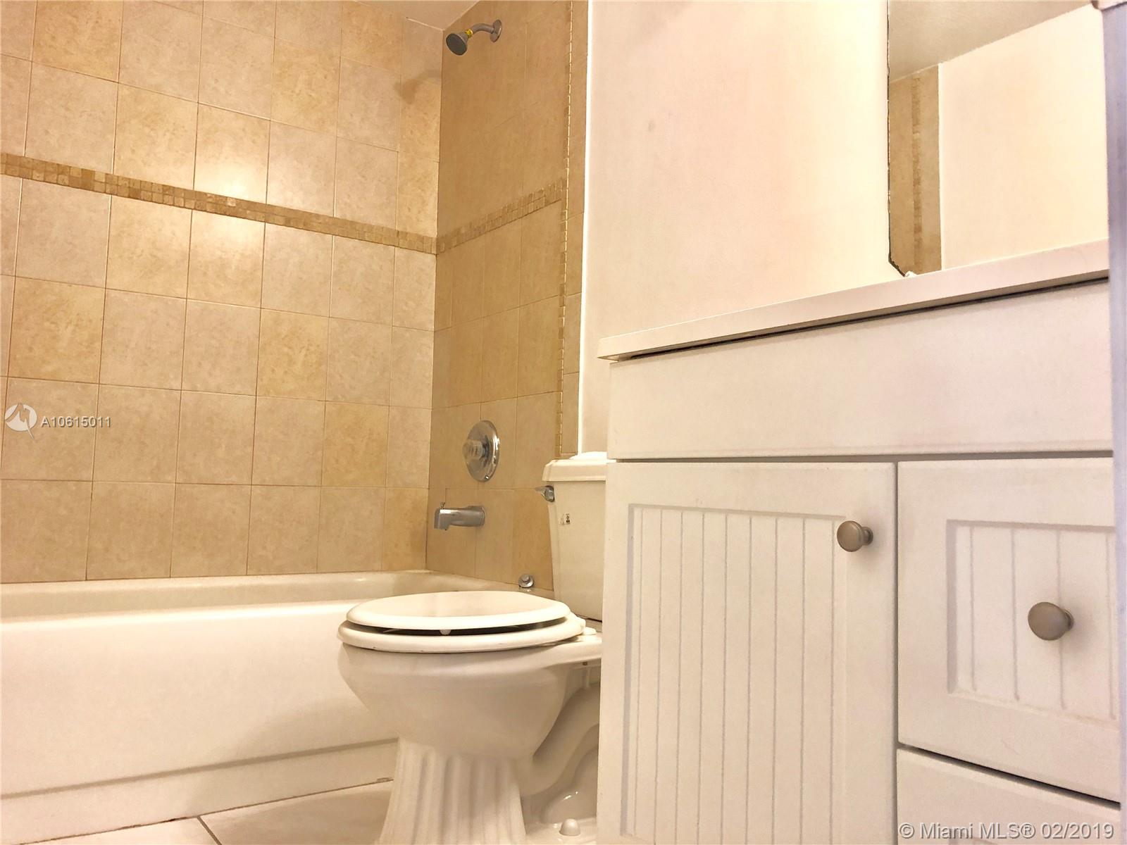 14357 Southwest 97th Lane Miami, FL 33186 - Photo 21 of 36