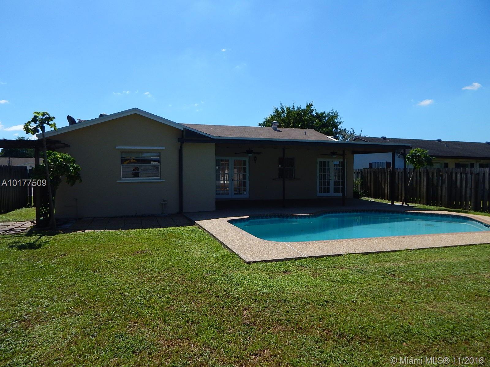 9063 Southwest 4th Street Boca Raton, FL 33433 - Photo 17 of 19