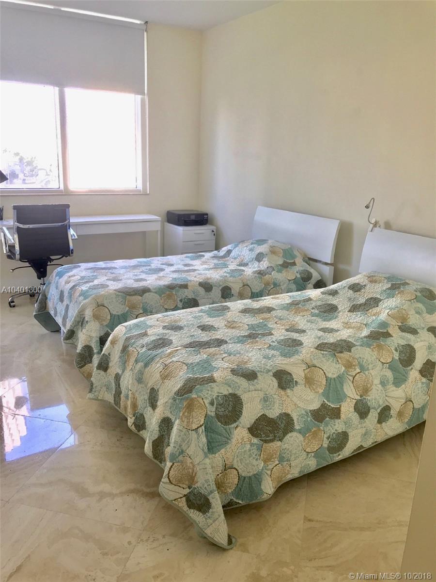 901 Brickell Key Boulevard, Unit 1005 Miami, FL 33131 - Photo 23 of 41