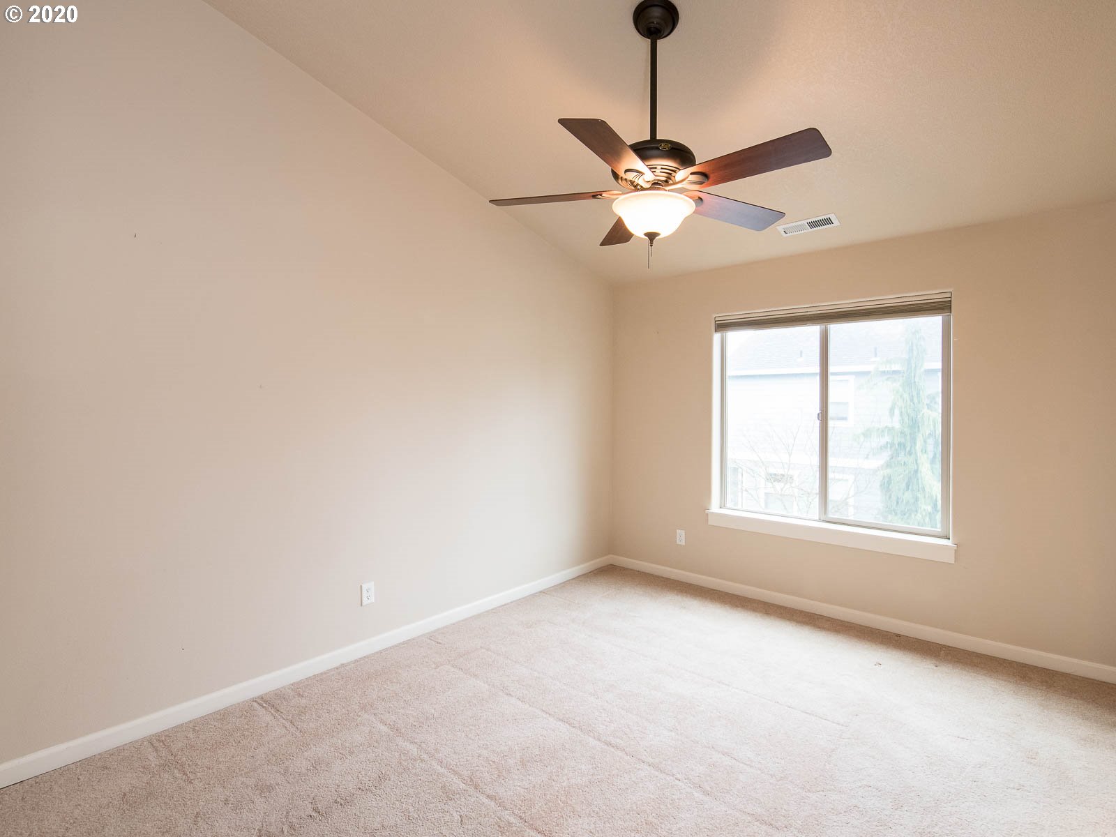 705 Northeast Jackson Street Hillsboro, OR 97124 - Photo 19 of 28