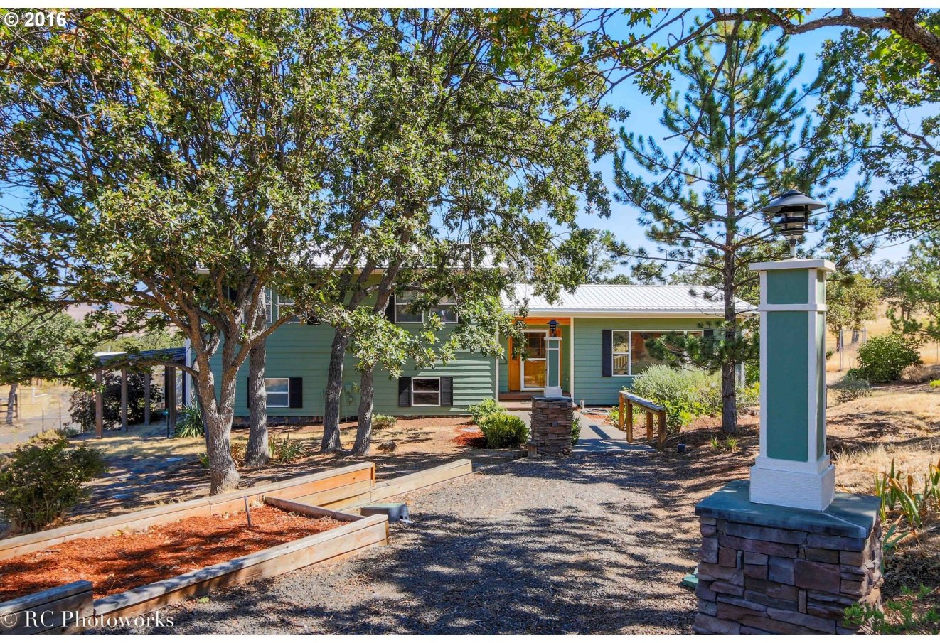 5955 Cherry Heights Road The Dalles, OR 97058 - Photo 1 of 32 Gallery Image 1