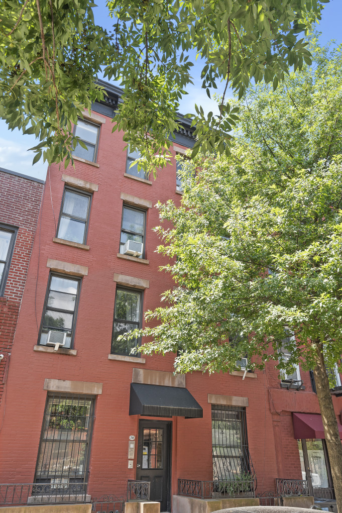 706 Sackett Street, Unit 2L Brooklyn, NY 11217 - Photo 6 of 7