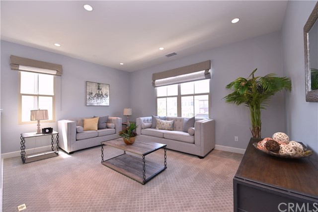 27 Statuary Irvine, CA 92620 - Photo 17 of 20