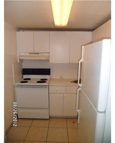 606 West 81st Street, Unit 402 Hialeah, FL 33014 - Photo 3 of 8