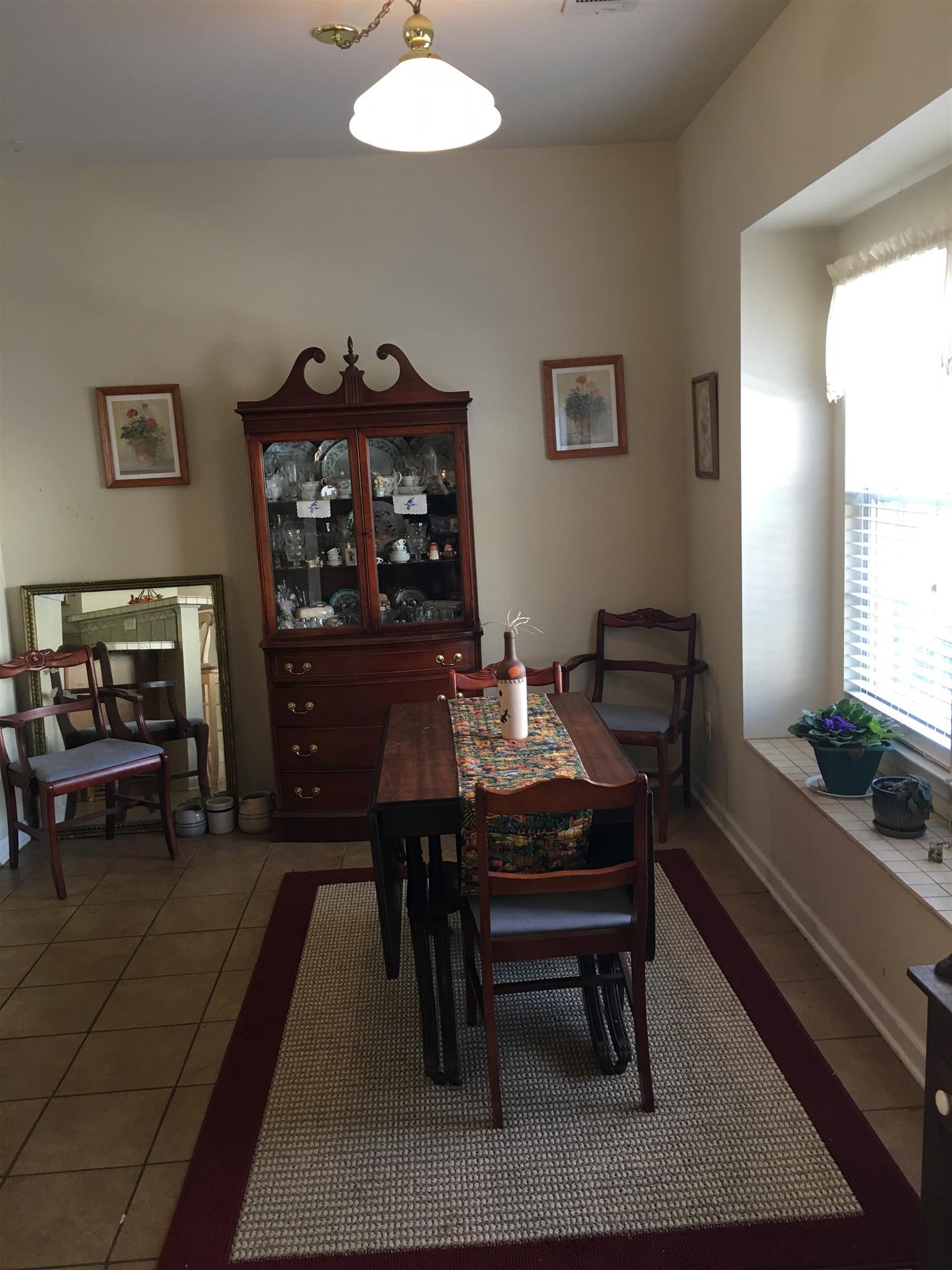 7118 Wheat Road Fairview, TN 37062 - Photo 2 of 27 Dining area