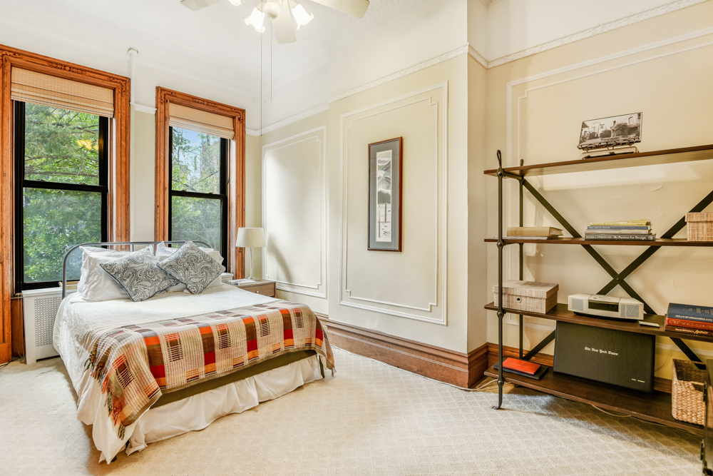 584 11th Street Brooklyn, NY 11215 - Photo 6 of 12