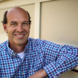 Headshot of Bob Bailey