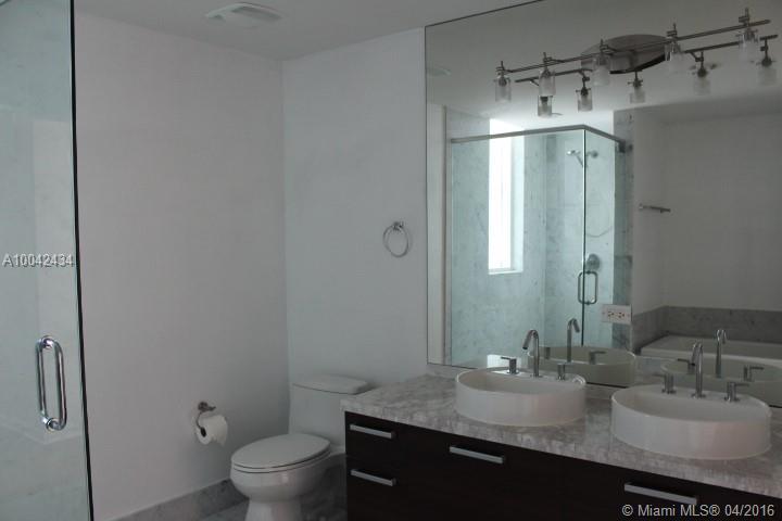 253 Northeast 2nd Street, Unit 1203 Miami, FL 33132 - Photo 9 of 23