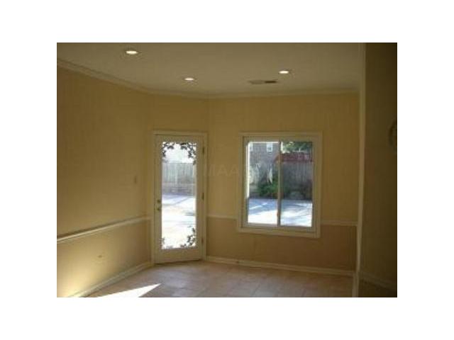 787 West Powell Road Collierville, TN 38017 - Photo 4 of 6 Gallery Image 4