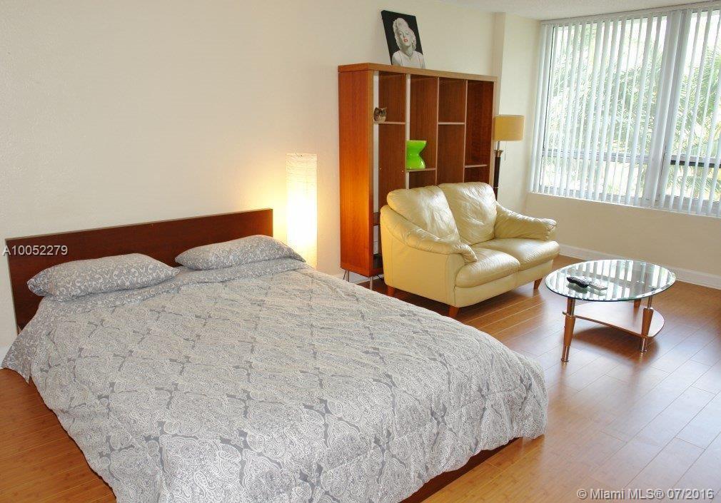1500 Bay Road, Unit 452S Miami Beach, FL 33139 - Photo 4 of 14