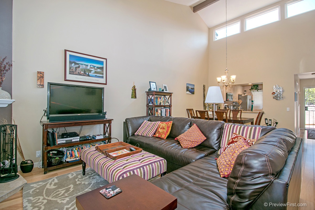 3121 Evening Way, Unit C La Jolla, CA 92037 - Photo 4 of 24