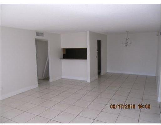 8500 Southwest 149th Avenue, Unit 1216 Miami, FL 33193 - Photo 2 of 5